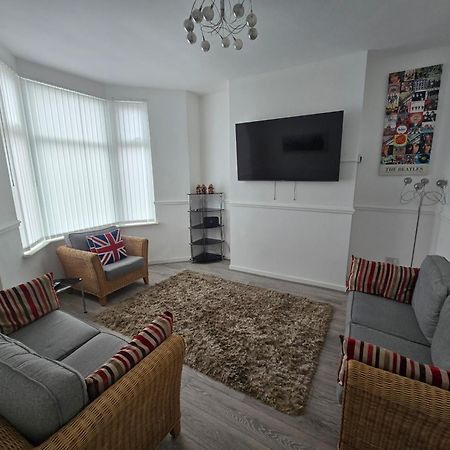 Anfield Guest House Sleeps 5 リヴァプール エクステリア 写真