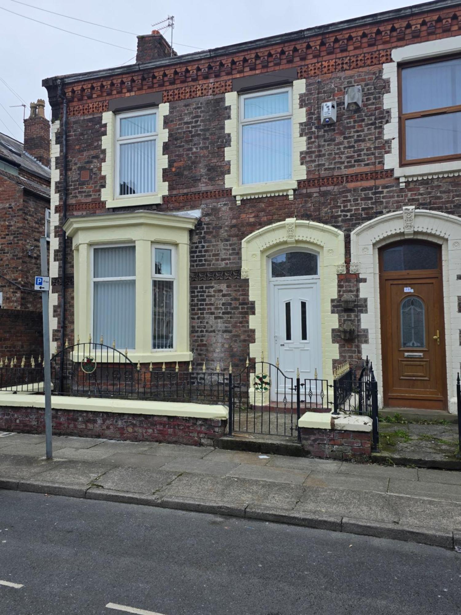 Anfield Guest House Sleeps 5 リヴァプール エクステリア 写真