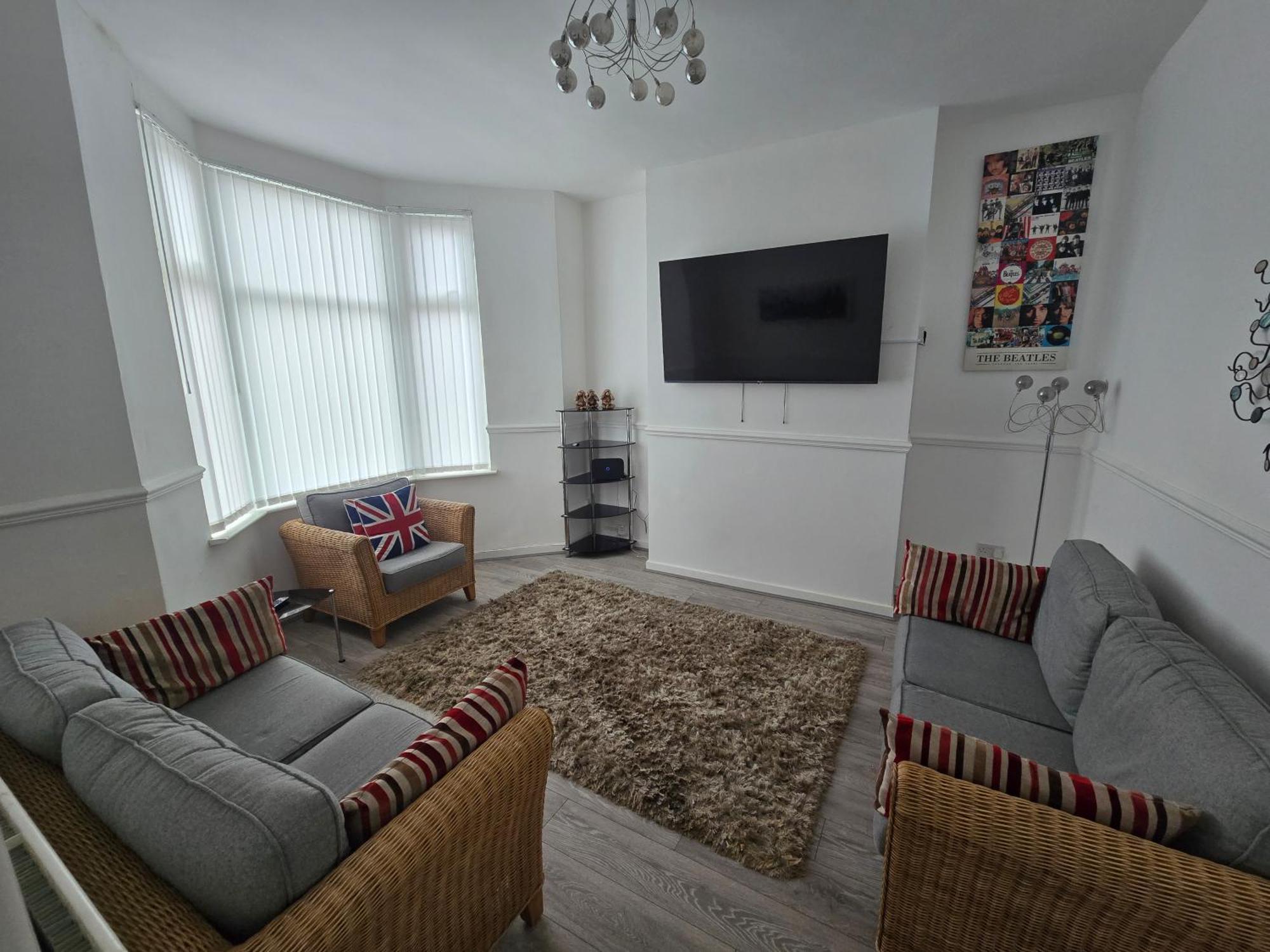 Anfield Guest House Sleeps 5 リヴァプール エクステリア 写真